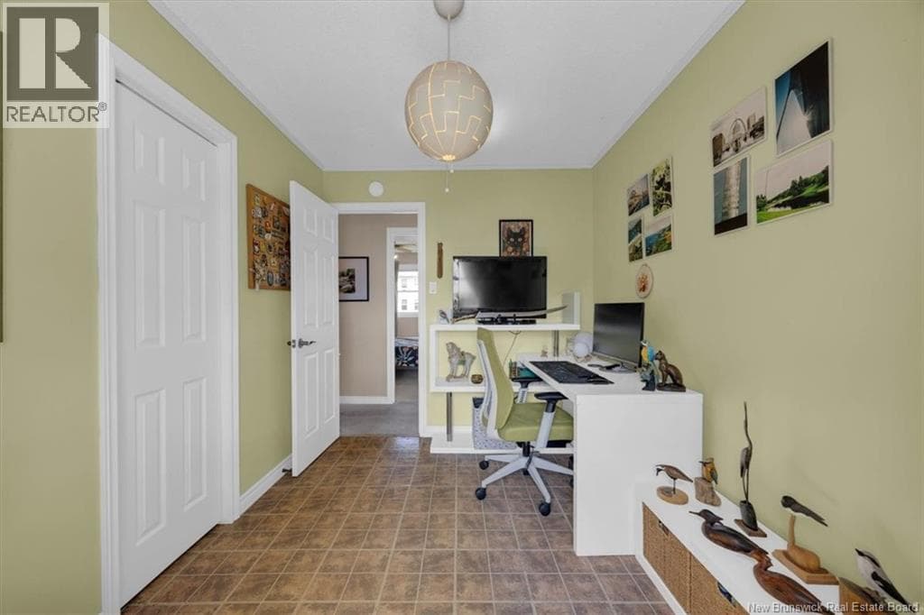 16 Braun Crescent, photo 30