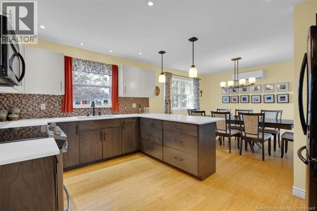 16 Braun Crescent, photo 15