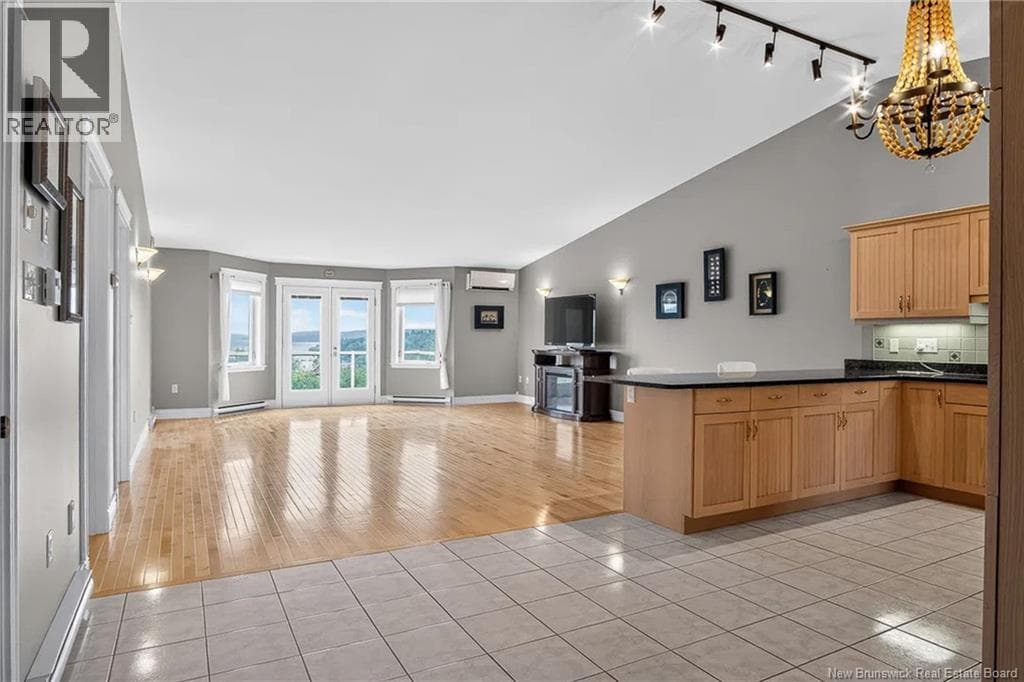 63 Merritt Hill Road, photo 6