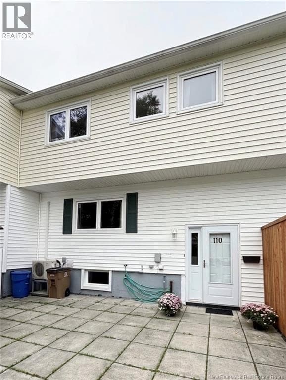 110 Tartan Street, photo 2