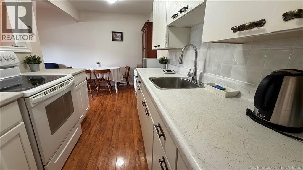 110 Tartan Street, photo 8