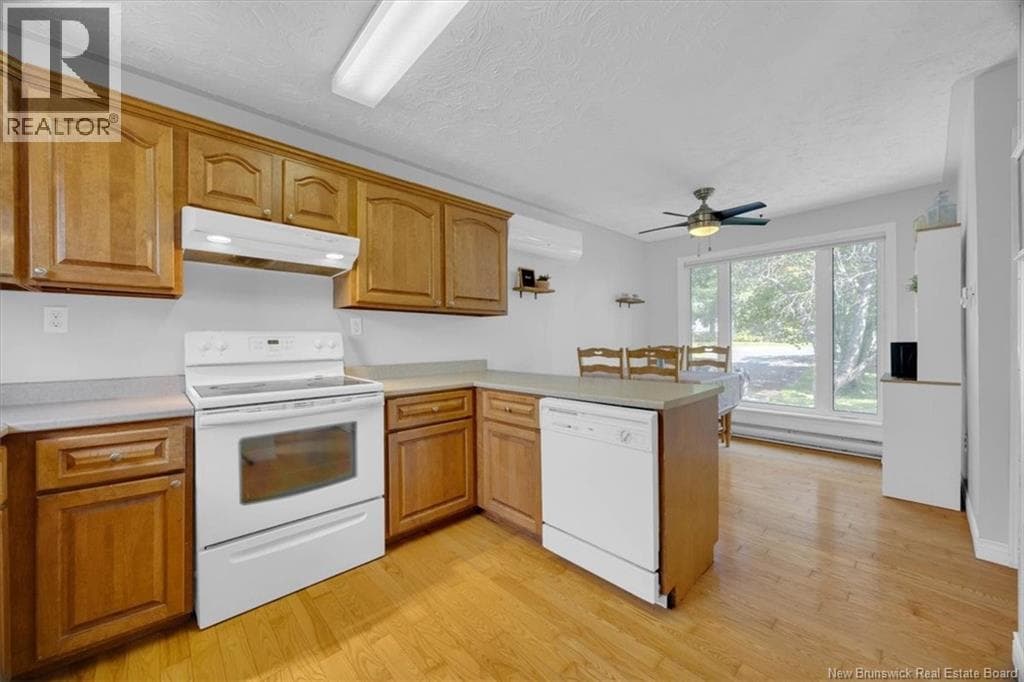 389 Hampton Road, photo 13