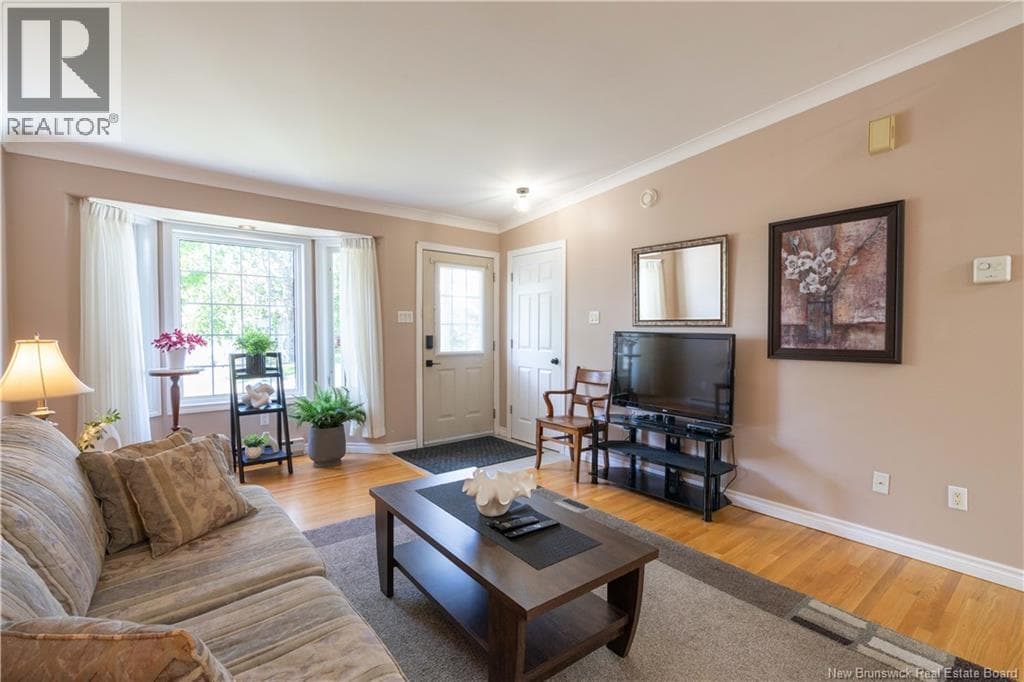 17 Derrick Court, photo 3