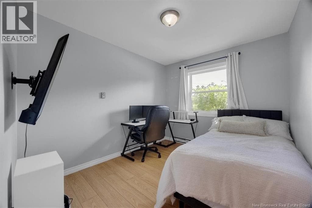 16 Brook Street, photo 18