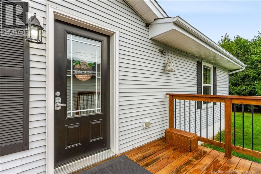 65 Meadow Avenue, photo 8