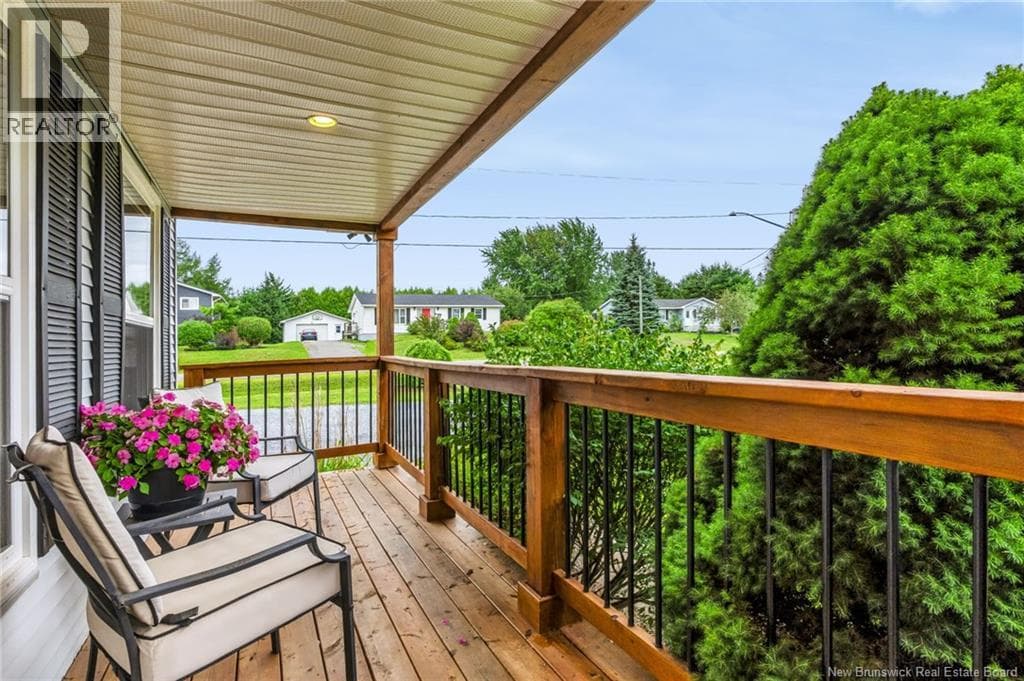 65 Meadow Avenue, photo 7