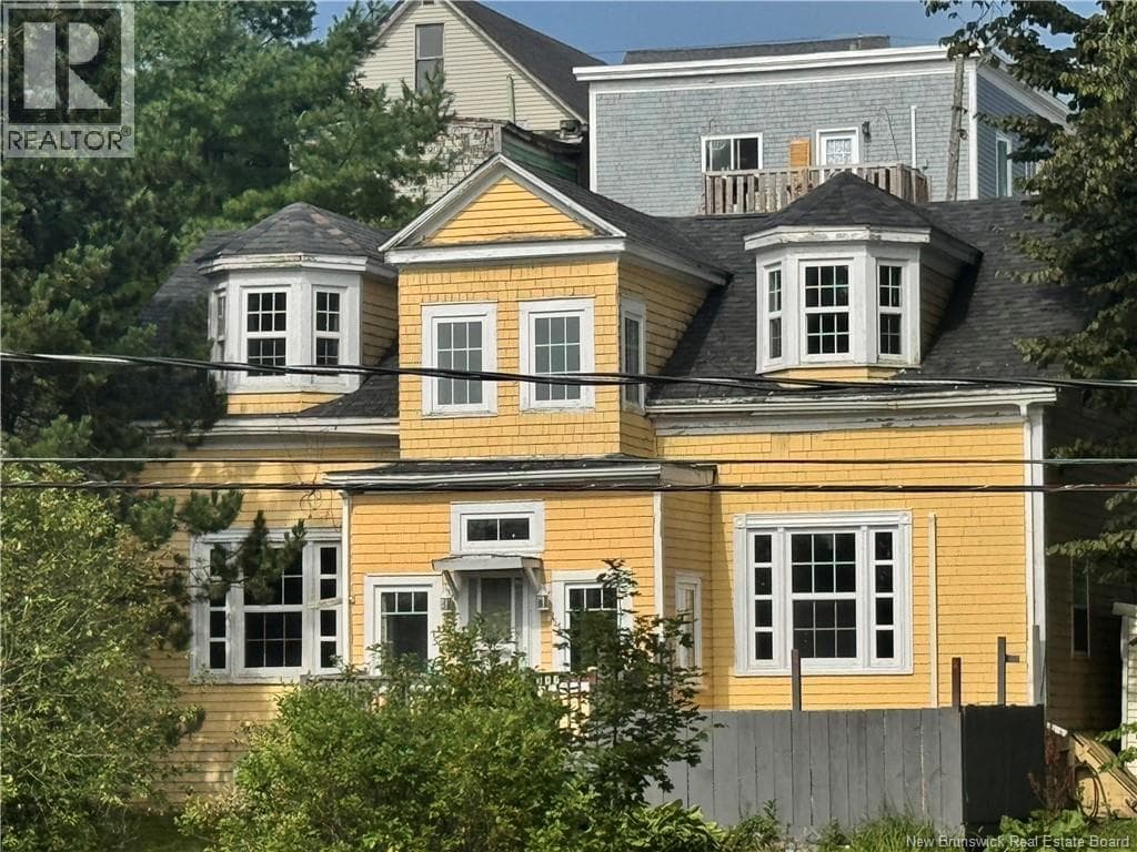 157 Winslow Street, photo 2