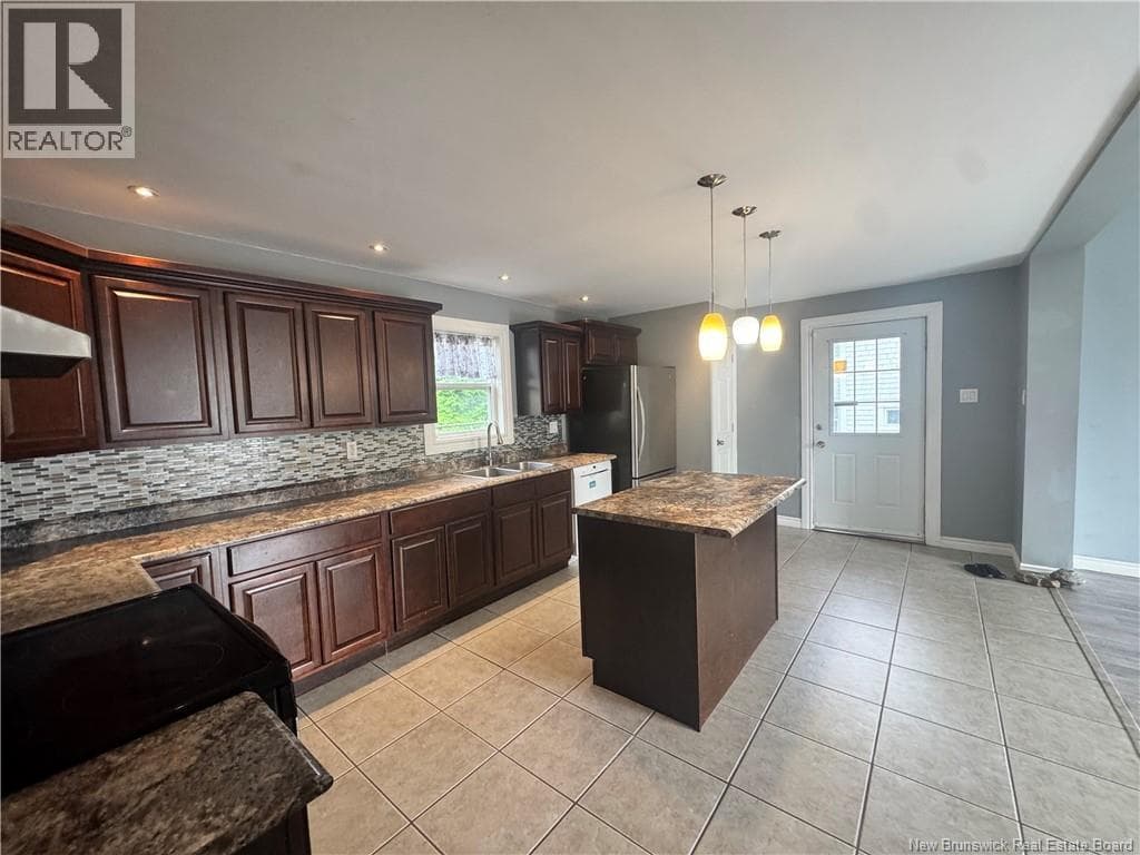 157 Winslow Street, photo 8