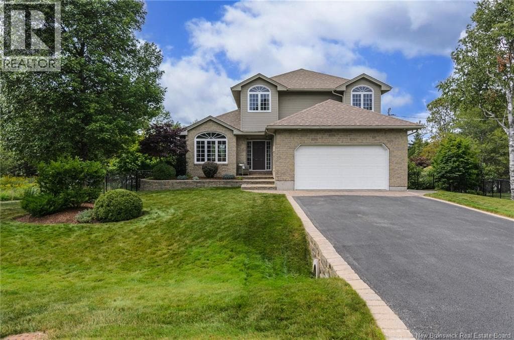 8 Aaron Avenue, photo 3