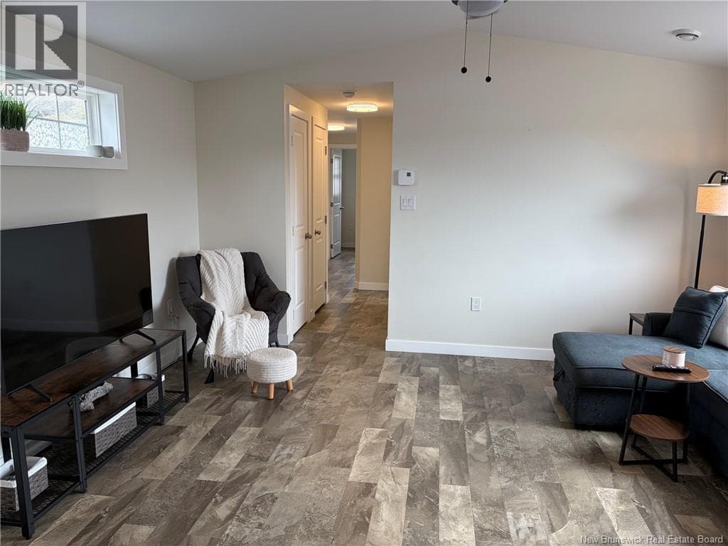 89 Glenview Drive, photo 8