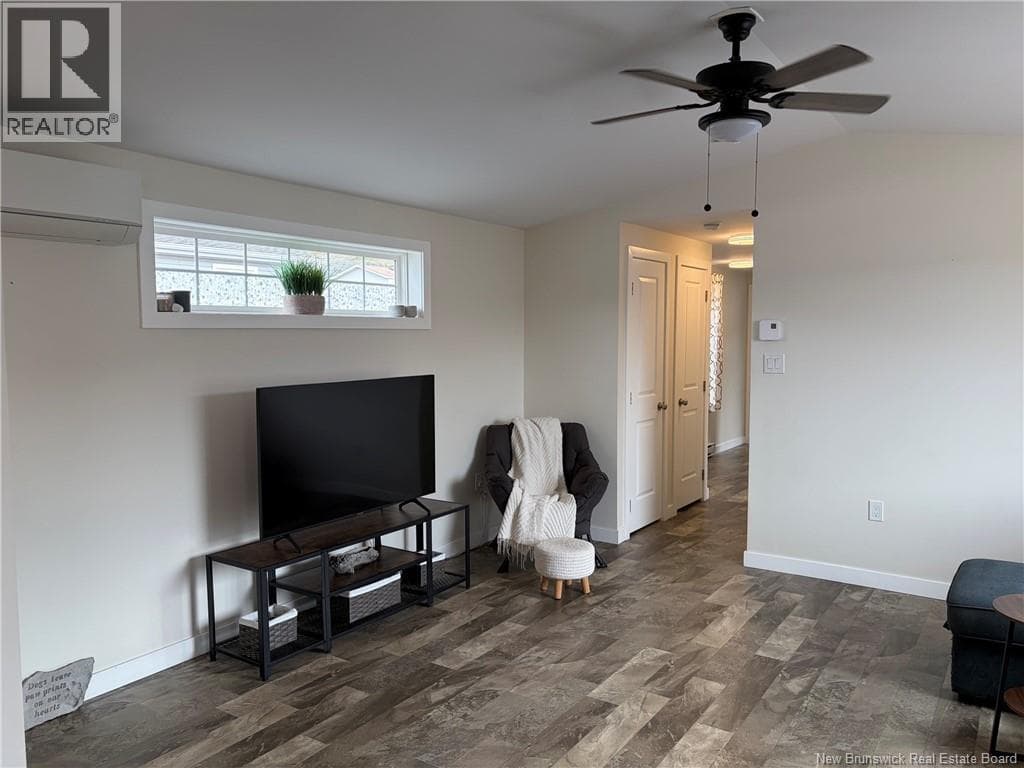 89 Glenview Drive, photo 9