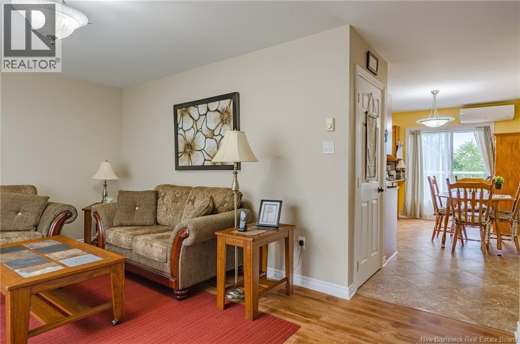 1 Gary Court, photo 6