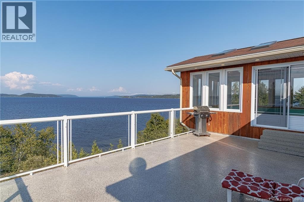 127 Bay Crescent Drive, photo 45