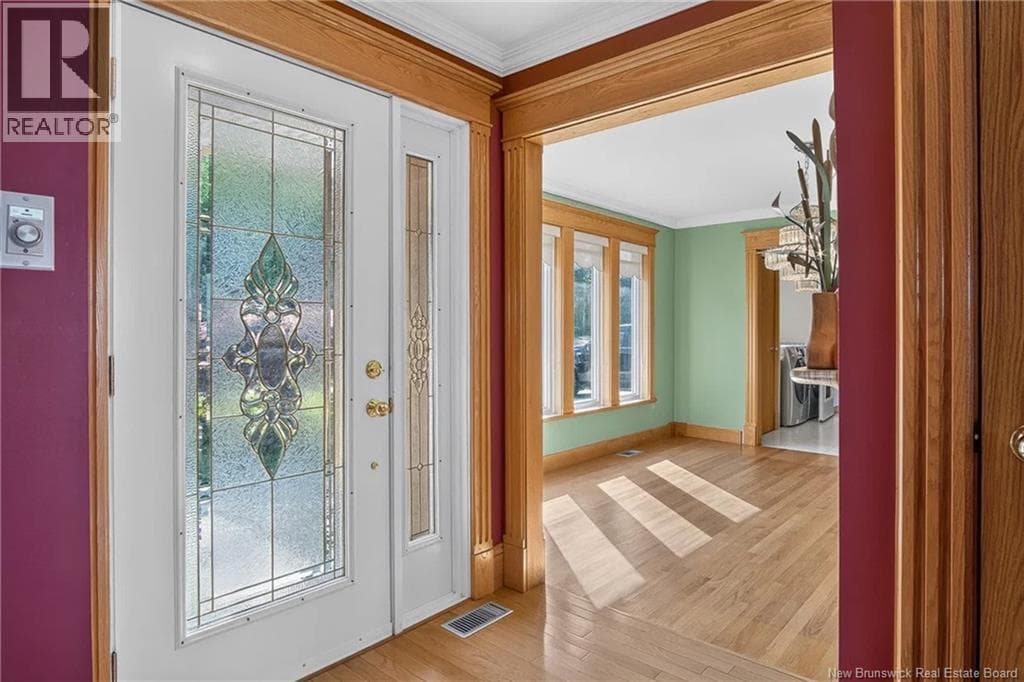 127 Bay Crescent Drive, photo 15
