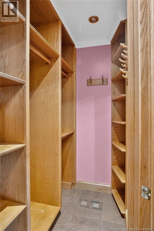 127 Bay Crescent Drive, photo 33