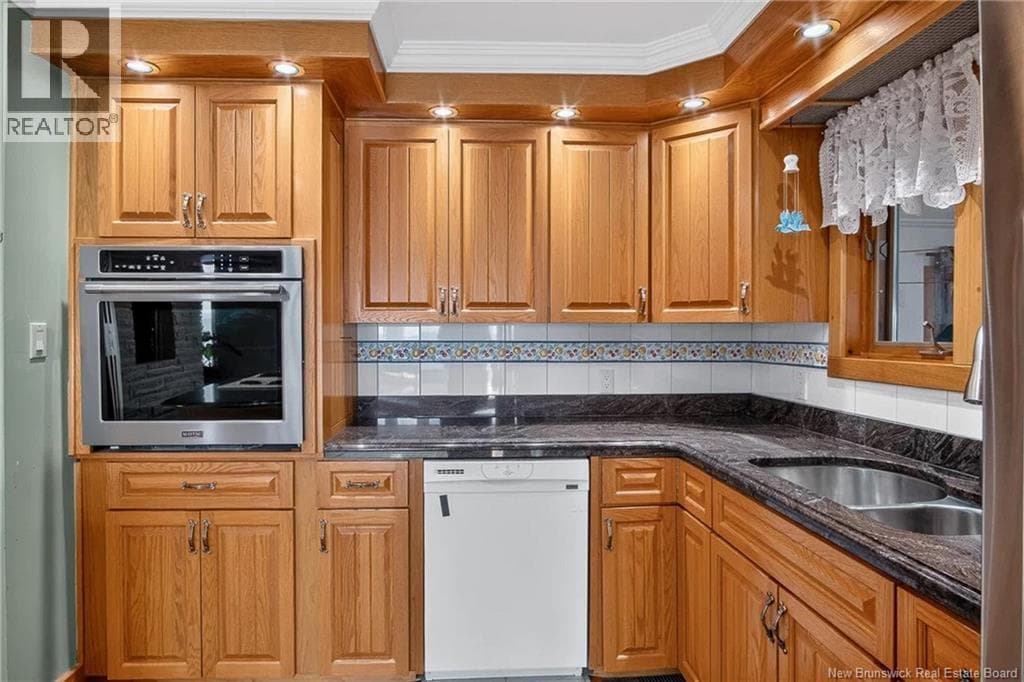 127 Bay Crescent Drive, photo 21