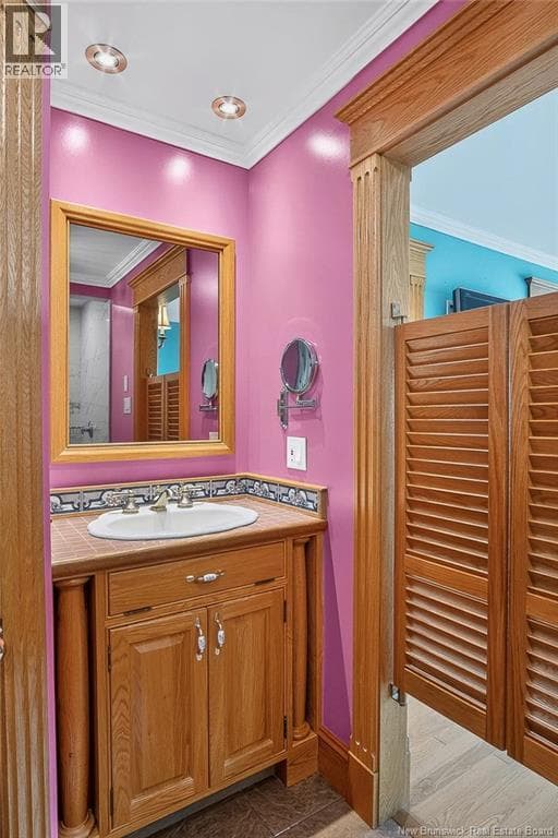 127 Bay Crescent Drive, photo 31