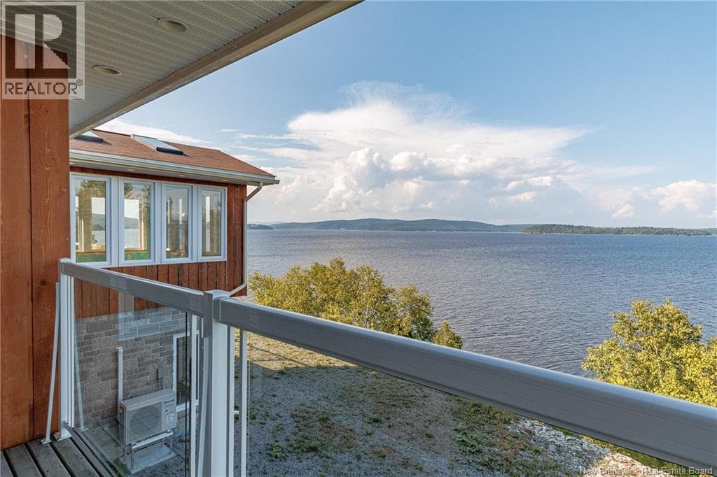 127 Bay Crescent Drive, photo 44