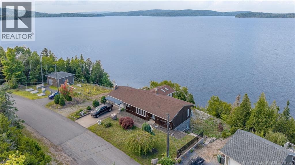 127 Bay Crescent Drive, photo 43