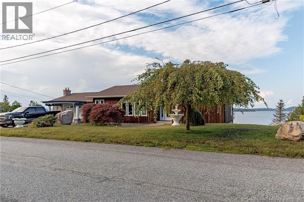 127 Bay Crescent Drive, photo 9