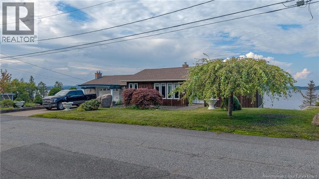 127 Bay Crescent Drive, photo 6