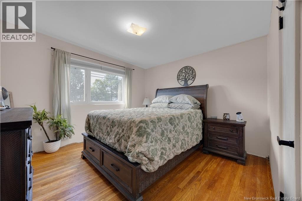 96 Woodward Avenue, photo 13