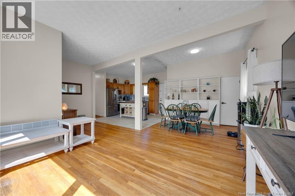 96 Woodward Avenue, photo 8