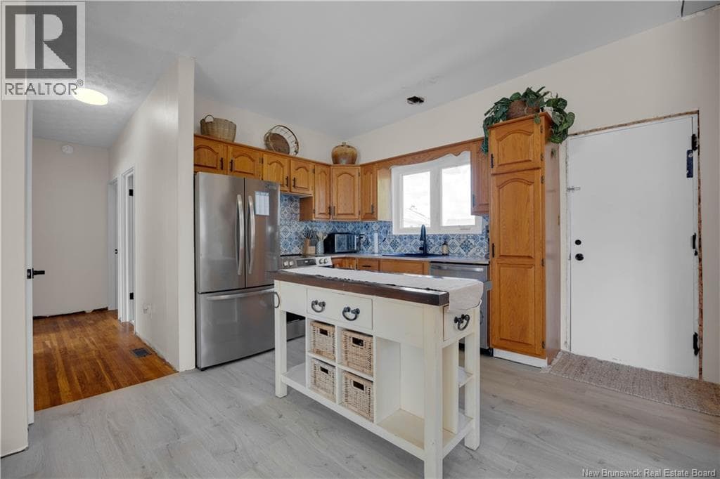 96 Woodward Avenue, photo 10