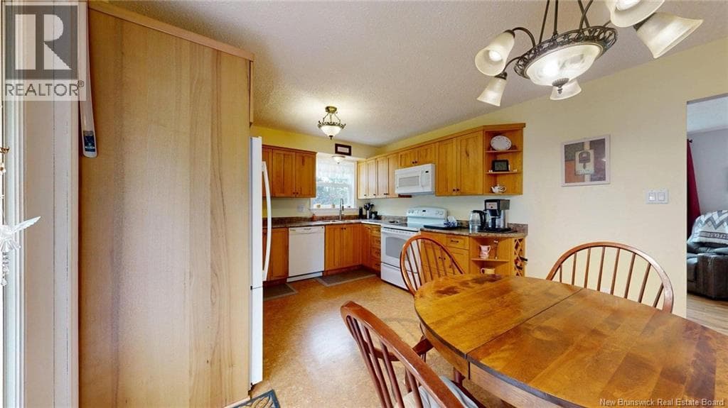 125 Old Road, photo 14