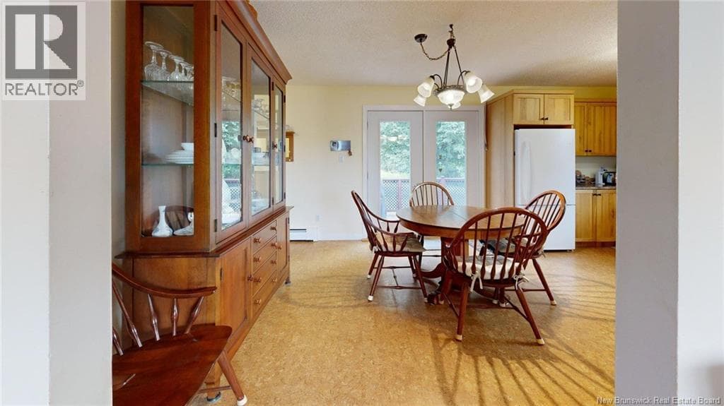 125 Old Road, photo 15