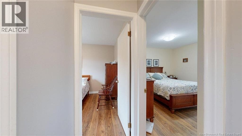 125 Old Road, photo 17