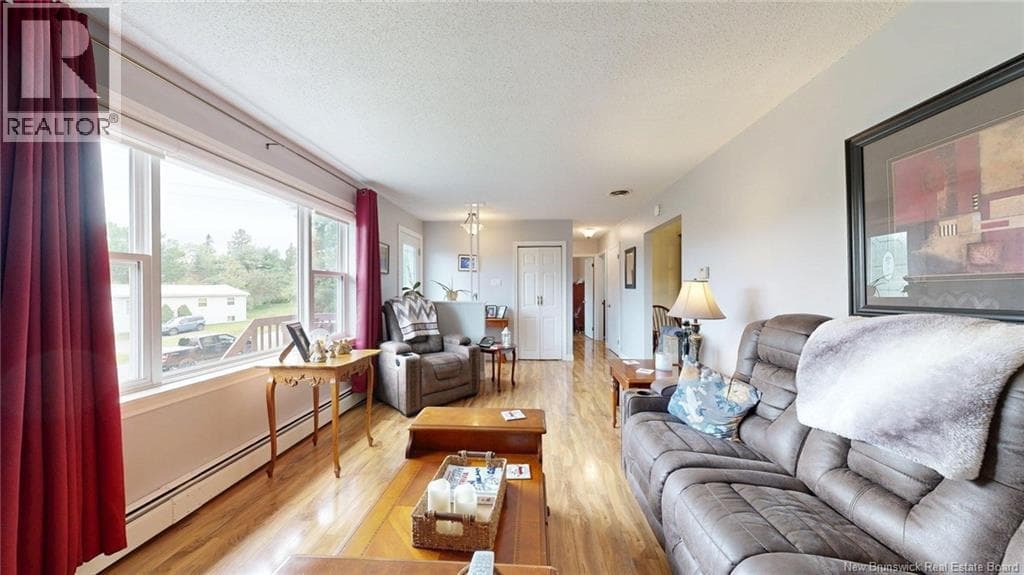 125 Old Road, photo 9
