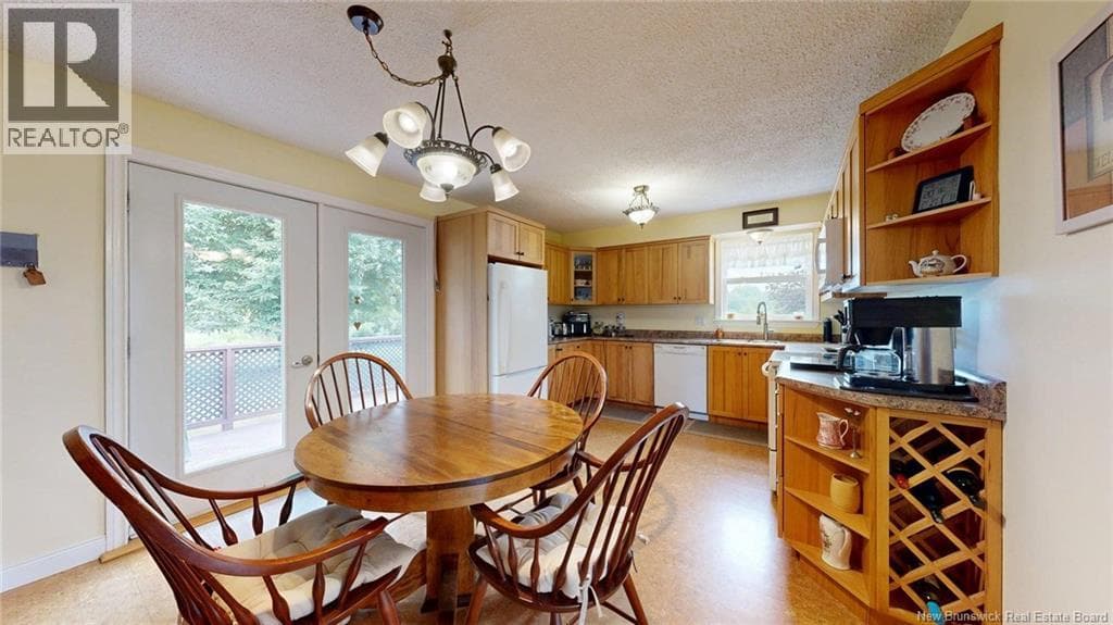 125 Old Road, photo 12