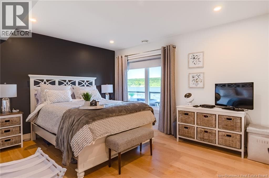 615 Gondola Point, photo 31