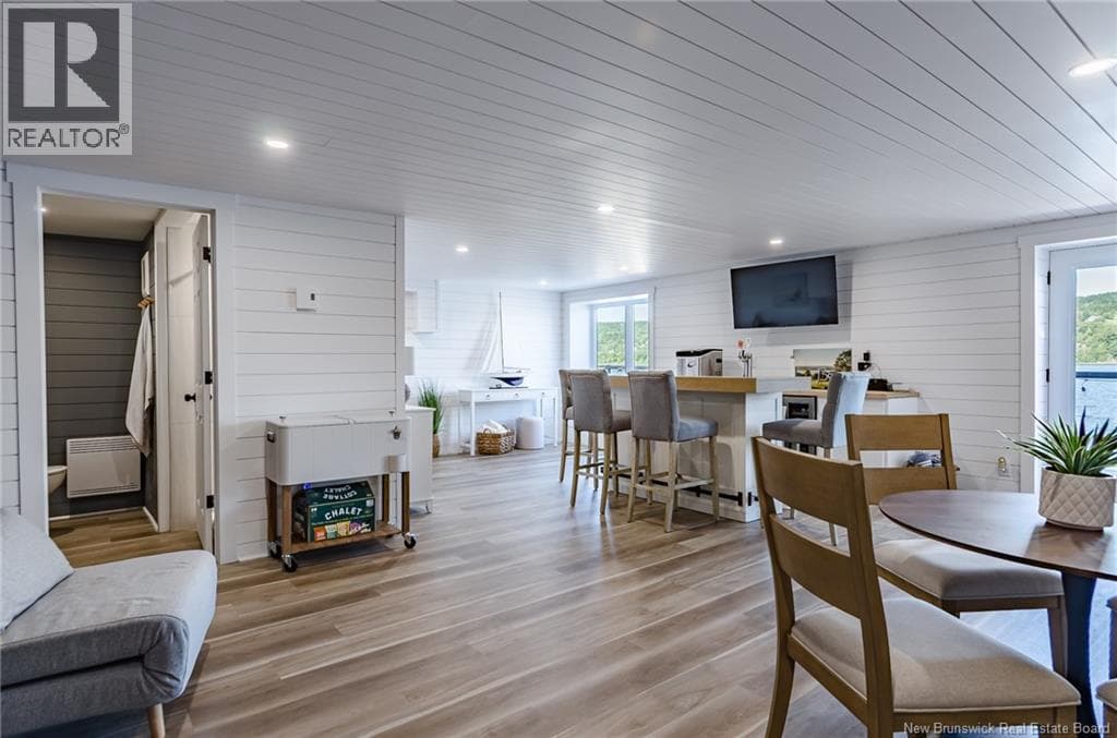 615 Gondola Point, photo 34