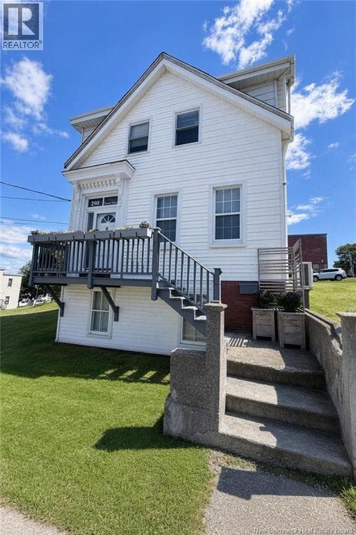 290 Tower Street
