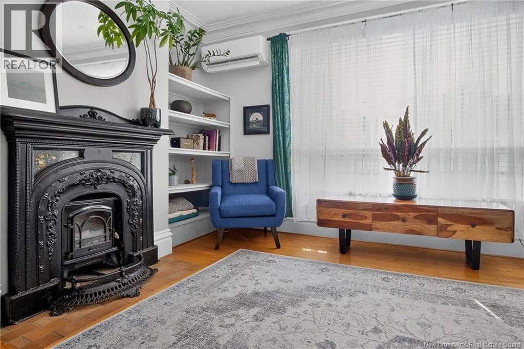 290 Tower Street, photo 12