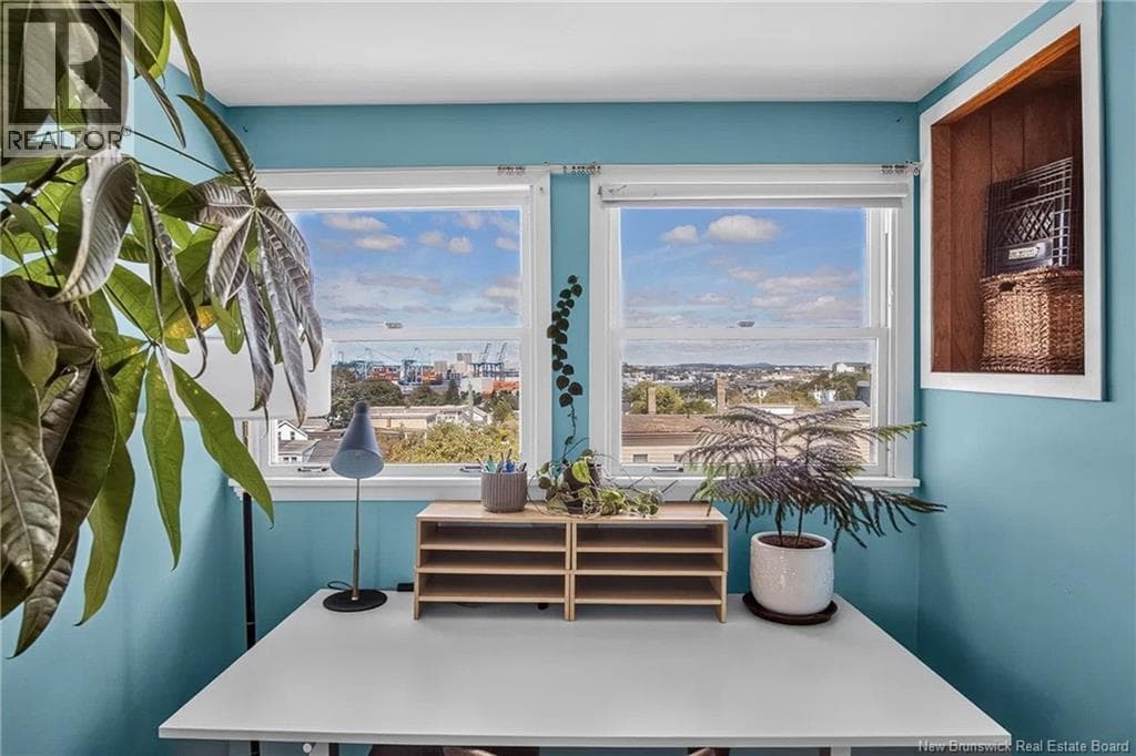 290 Tower Street, photo 28