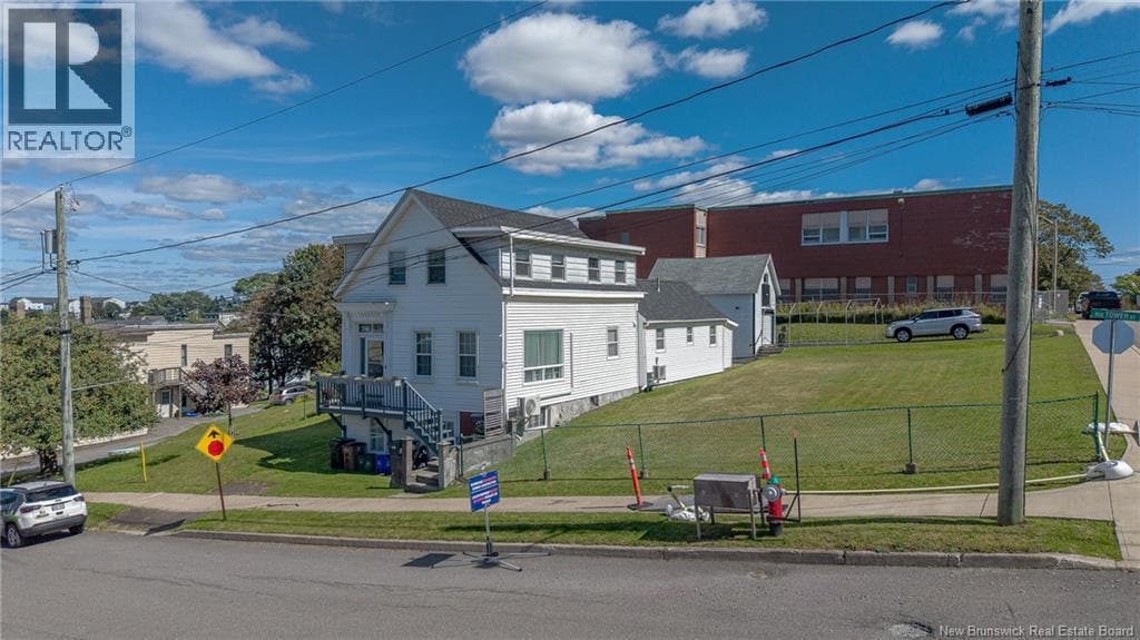 290 Tower Street, photo 5