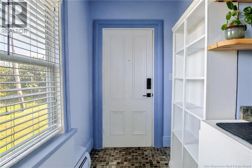 290 Tower Street, photo 23
