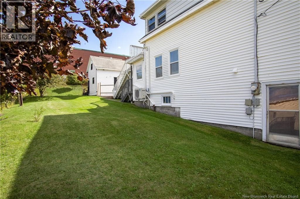 290 Tower Street, photo 36
