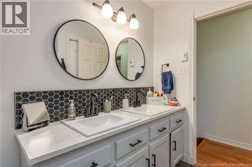 184 Bon Accord Drive, photo 17