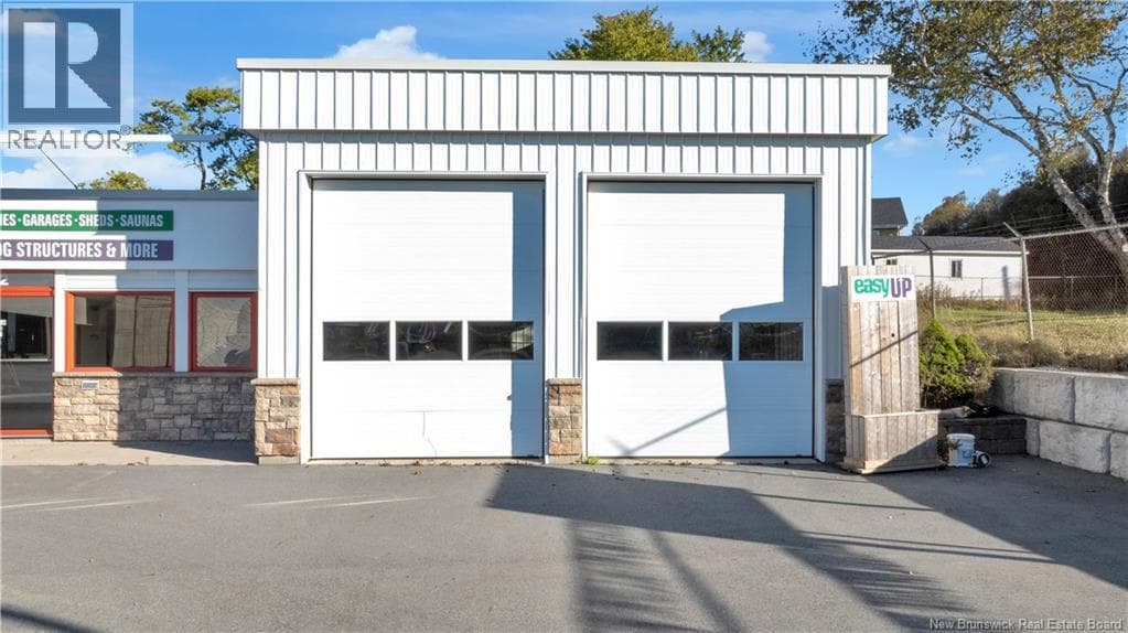 242 Rothesay Avenue, photo 4