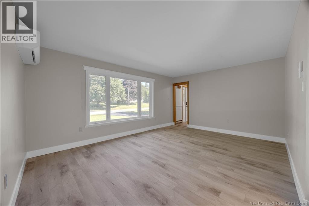 18 Delmar Crescent, photo 8