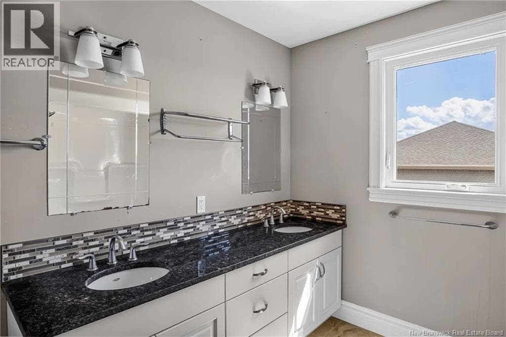84 Anchorage, photo 26