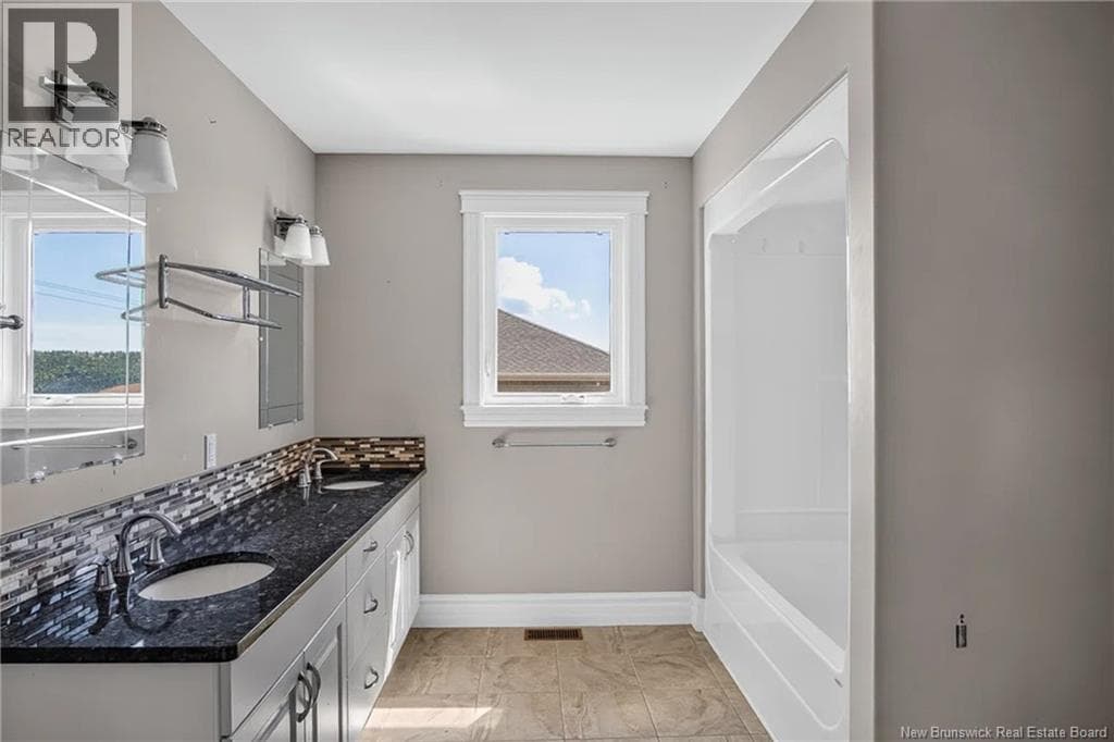 84 Anchorage, photo 25
