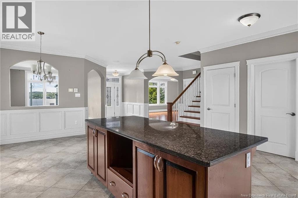 84 Anchorage, photo 16