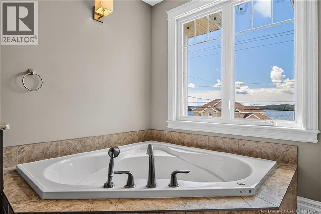 84 Anchorage, photo 33