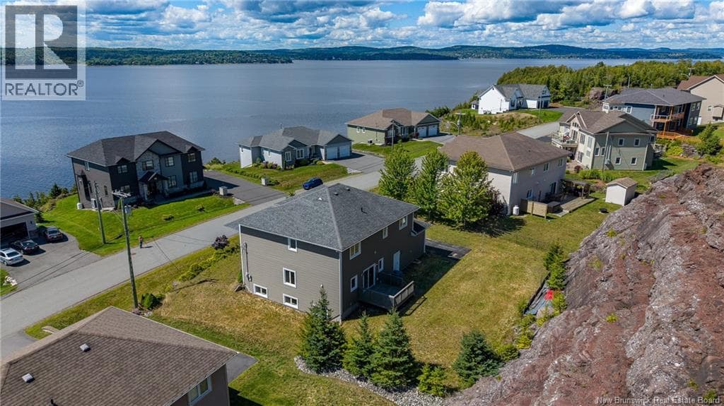 84 Anchorage, photo 44