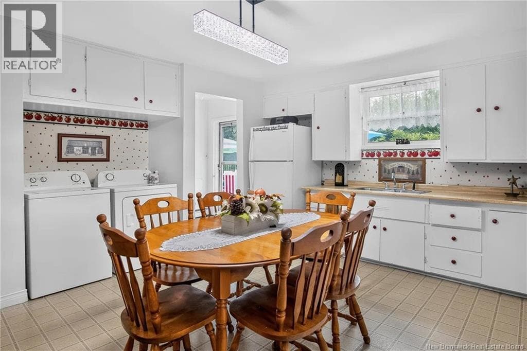 28 Twilight Avenue, photo 16